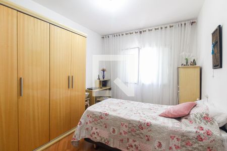 Quarto 2 de casa à venda com 3 quartos, 175m² em Vila Carrão, São Paulo