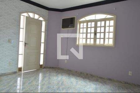 Sala  de casa de condomínio para alugar com 3 quartos, 130m² em Taquara, Rio de Janeiro