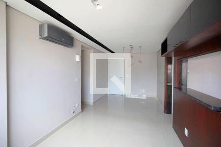 Sala de apartamento à venda com 2 quartos, 72m² em Funcionários, Belo Horizonte