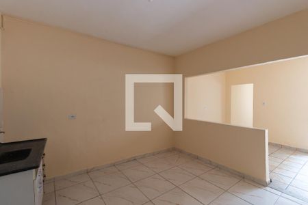 Cozinha de casa para alugar com 1 quarto, 70m² em Vila Santa Teresinha, São Paulo