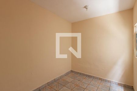 Quarto de casa para alugar com 1 quarto, 70m² em Vila Santa Teresinha, São Paulo