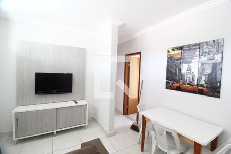 Sala de apartamento para alugar com 2 quartos, 50m² em Nossa Senhora Aparecida, Uberlândia