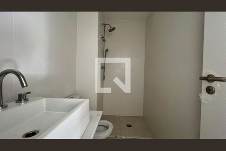 Banheiro de kitnet/studio para alugar com 1 quarto, 21m² em Paraíso, São Paulo