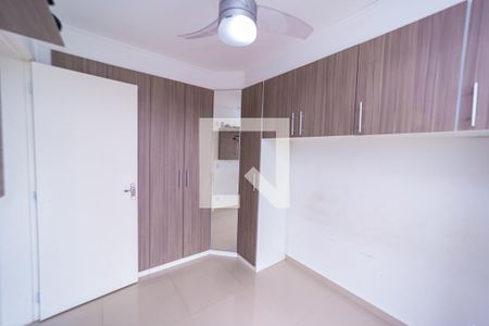 Quarto 2 de apartamento para alugar com 2 quartos, 55m² em Jardim Santa Teresinha, São Paulo