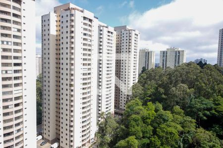 Vista da Varanda de apartamento à venda com 3 quartos, 110m² em Chácara Agrindus, Taboão da Serra