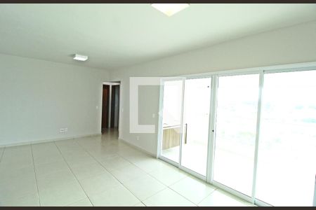 Sala de apartamento para alugar com 3 quartos, 100m² em Patrimônio, Uberlândia