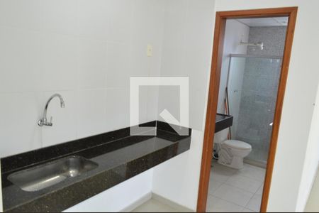 Cozinha de apartamento para alugar com 1 quarto, 114m² em Freguesia (jacarepaguá), Rio de Janeiro