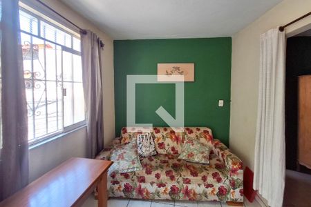 Sala de casa para alugar com 2 quartos, 90m² em Santa Rosa, Niterói