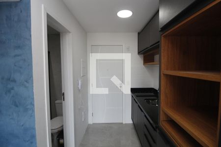 Cozinha de kitnet/studio para alugar com 0 quarto, 22m² em Vila Esperança, São Paulo