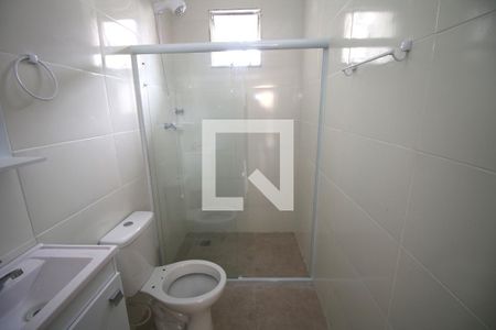 Banheiro de casa para alugar com 1 quarto, 35m² em Ramos, Rio de Janeiro