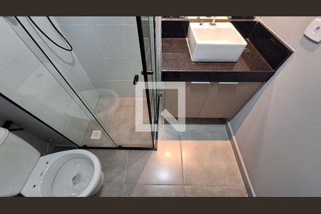 Banheiro de apartamento para alugar com 1 quarto, 25m² em Pompeia, São Paulo