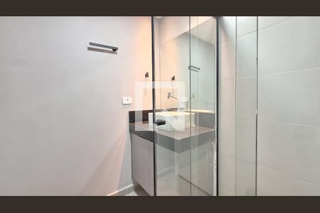 Banheiro de apartamento para alugar com 1 quarto, 25m² em Pompeia, São Paulo