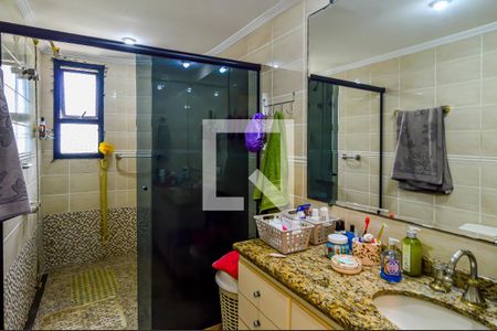 Apartamento à venda com 202m², 4 quartos e 3 vagas Apartamento à venda com 202m², 4 quartos e 3 vagasBanheiro da Suíte 2