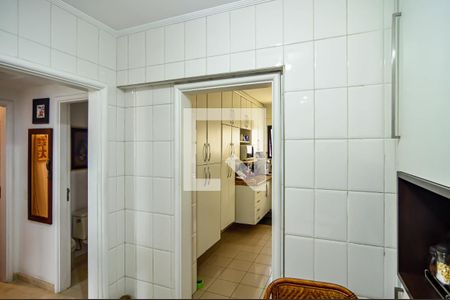 Apartamento à venda com 202m², 4 quartos e 3 vagas Apartamento à venda com 202m², 4 quartos e 3 vagasCopa