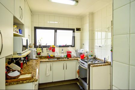 Apartamento à venda com 202m², 4 quartos e 3 vagas Apartamento à venda com 202m², 4 quartos e 3 vagasCozinha