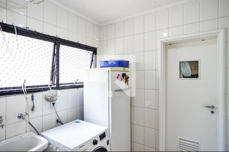 Apartamento à venda com 202m², 4 quartos e 3 vagas Apartamento à venda com 202m², 4 quartos e 3 vagasÁrea de Serviço