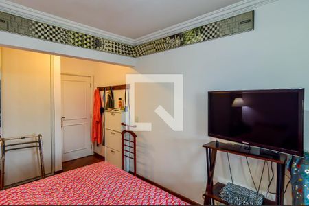 Apartamento à venda com 202m², 4 quartos e 3 vagas Apartamento à venda com 202m², 4 quartos e 3 vagasSuíte 2