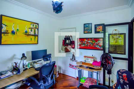 Apartamento à venda com 202m², 4 quartos e 3 vagas Apartamento à venda com 202m², 4 quartos e 3 vagasQuarto 1