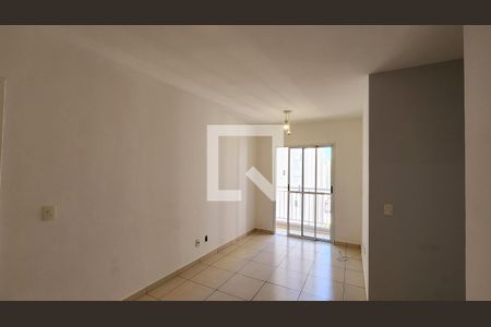 Sala de apartamento à venda com 2 quartos, 54m² em Jardim das Samambaias, Jundiaí