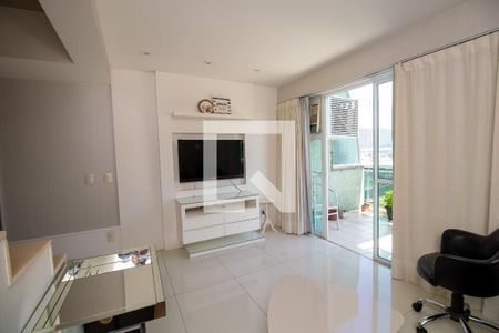 Sala de apartamento para alugar com 2 quartos, 99m² em Barra da Tijuca, Rio de Janeiro