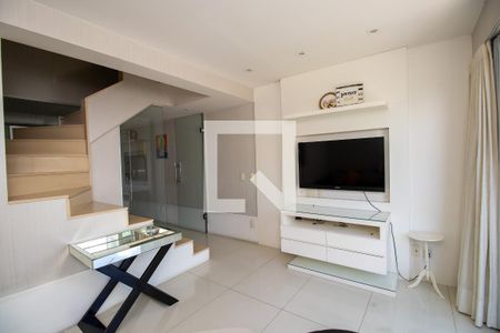 Sala de apartamento para alugar com 2 quartos, 99m² em Barra da Tijuca, Rio de Janeiro