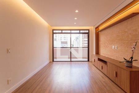 Sala de apartamento à venda com 3 quartos, 88m² em Vila Olímpia, São Paulo