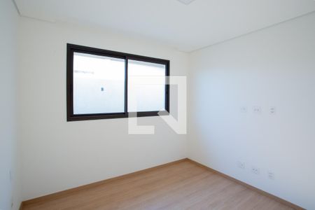 Quarto Suíte de casa para alugar com 4 quartos, 140m² em Quintas Coloniais, Contagem