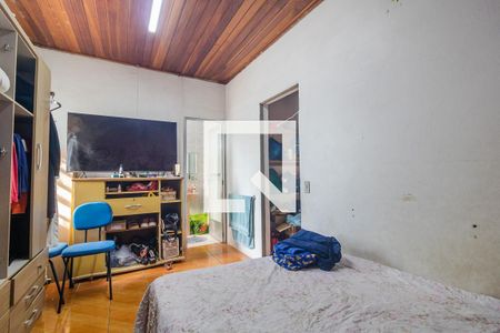 Quarto de casa à venda com 6 quartos, 300m² em Coronel Aparicio Borges, Porto Alegre