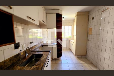 Cozinha e Área de Serviço de apartamento à venda com 2 quartos, 58m² em Parque Residencial Eloy Chaves, Jundiaí