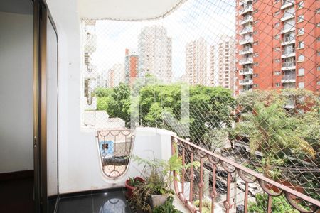 Varanda da Sala de apartamento à venda com 3 quartos, 197m² em Indianópolis, São Paulo