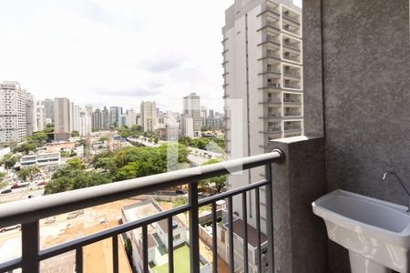 Varanda de apartamento para alugar com 1 quarto, 27m² em Moema, São Paulo