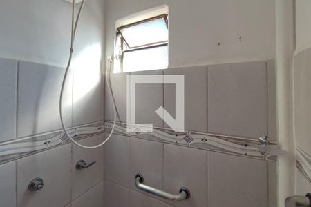 Banheiro de casa para alugar com 1 quarto, 15m² em Vila Marieta, Campinas