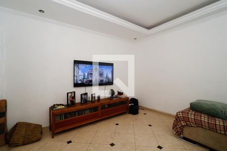 Sala de TV de casa à venda com 3 quartos, 390m² em Vila Sonia, São Paulo