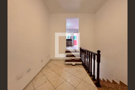 Sala de casa para alugar com 1 quarto, 65m² em Cata Preta, Santo André