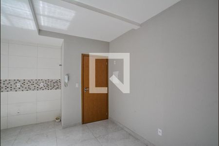 Apartamento à venda com 2 quartos, 52m² em Campestre, Santo André