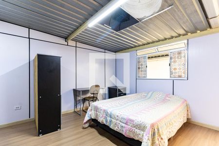 Quarto de kitnet/studio para alugar com 1 quarto, 30m² em Liberdade, São Paulo