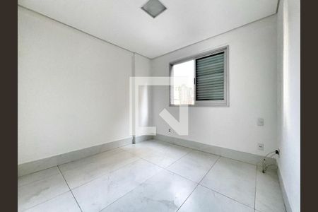 Apartamento à venda com 2 quartos, 75m² em Funcionários, Belo Horizonte