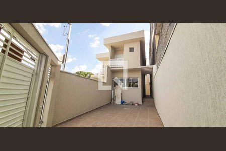 Casa à venda com 155m², 4 quartos e 2 vagas Casa à venda com 155m², 4 quartos e 2 vagasGaragem