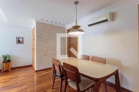 Sala de apartamento à venda com 2 quartos, 80m² em Indianópolis, São Paulo