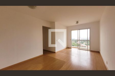 SALA de apartamento para alugar com 3 quartos, 75m² em Jardim das Paineiras, Campinas