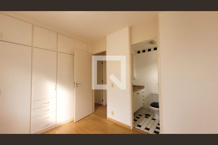 Suite de apartamento para alugar com 3 quartos, 75m² em Jardim das Paineiras, Campinas