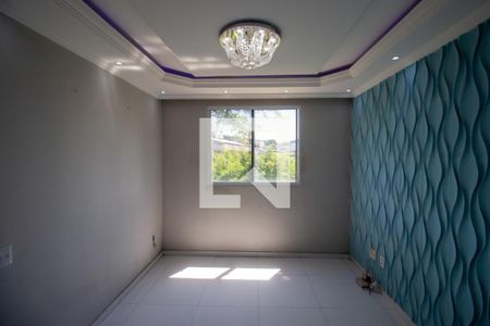 Sala de apartamento para alugar com 2 quartos, 45m² em Jardim das Oliveiras, Itaquaquecetuba