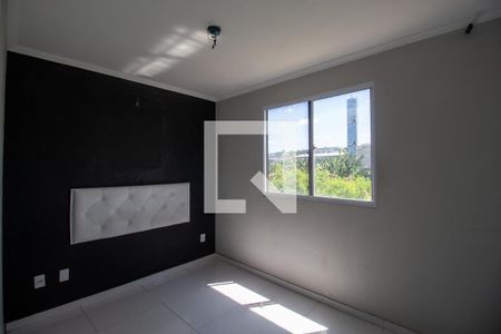 Quarto 1 de apartamento para alugar com 2 quartos, 45m² em Jardim das Oliveiras, Itaquaquecetuba