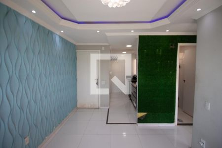 Sala de apartamento para alugar com 2 quartos, 45m² em Jardim das Oliveiras, Itaquaquecetuba