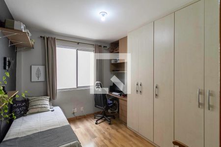 Quarto de apartamento à venda com 2 quartos, 60m² em Caiçaras, Belo Horizonte