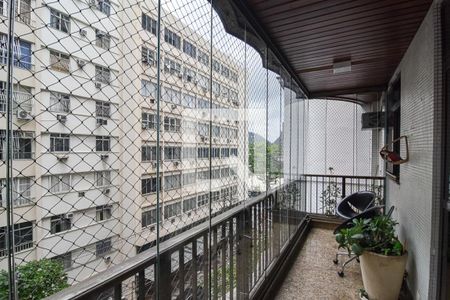 Apartamento para alugar com 4 quartos, 206m² em Icaraí, Niterói