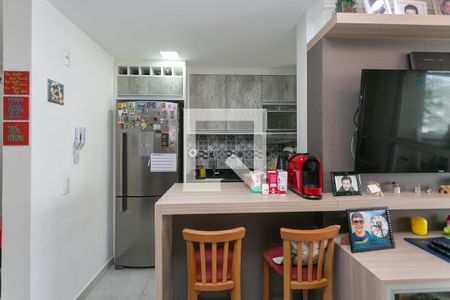 Cozinha de apartamento à venda com 3 quartos, 79m² em Jardim Carvalho, Porto Alegre