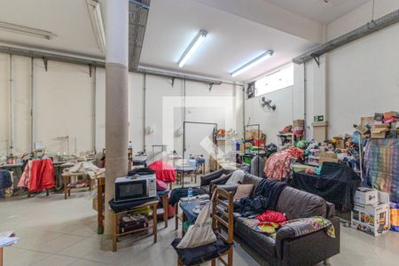 Casa à venda com 519m², 3 quartos e 5 vagas Casa à venda com 519m², 3 quartos e 5 vagasSalão 3