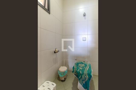 Casa à venda com 519m², 3 quartos e 5 vagas Casa à venda com 519m², 3 quartos e 5 vagasLavabo 1