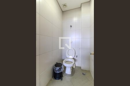 Casa à venda com 519m², 3 quartos e 5 vagas Casa à venda com 519m², 3 quartos e 5 vagasLavabo 1